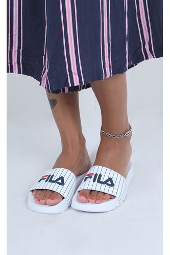 fila white flip flops